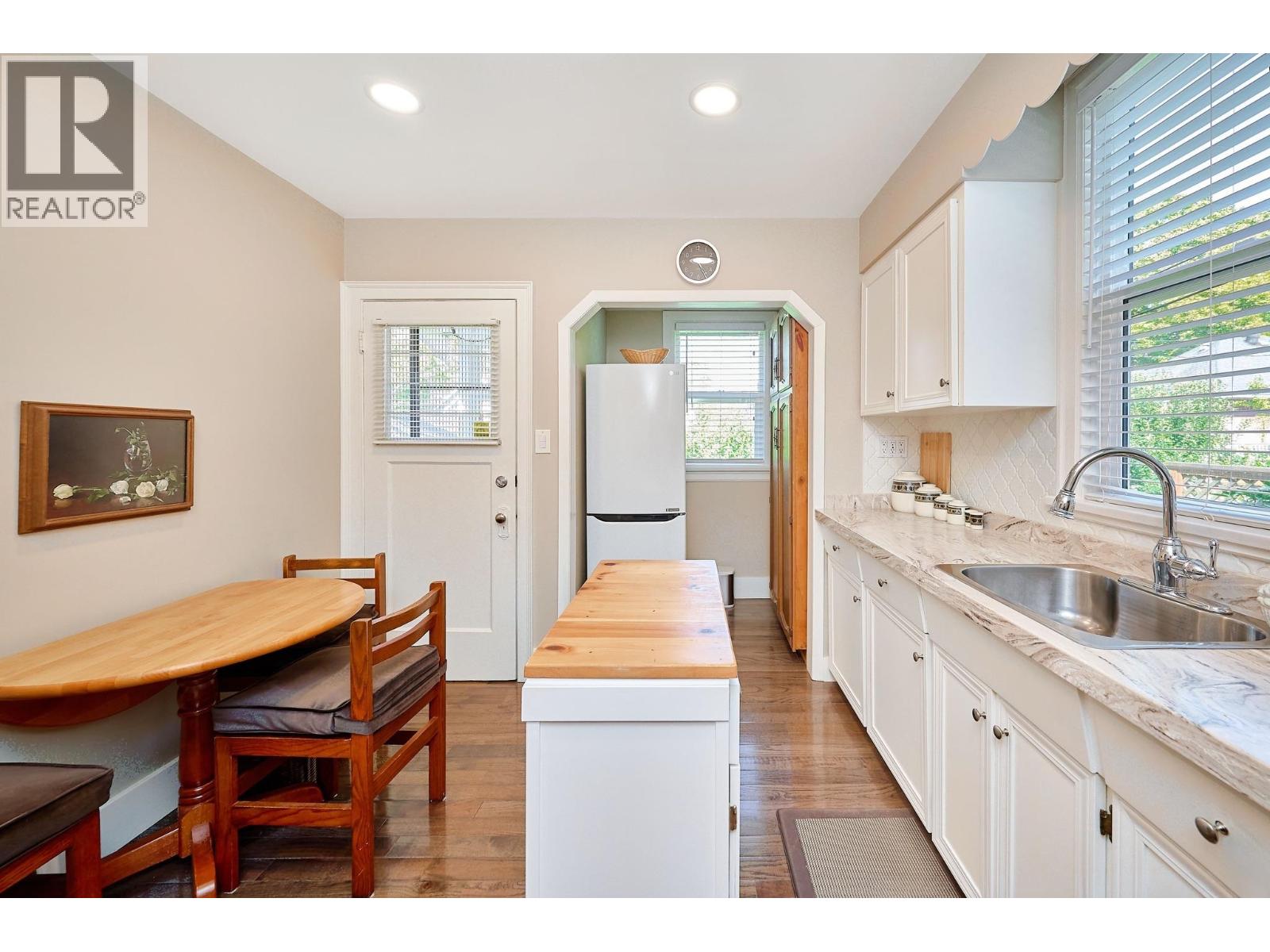 81 E 19th Avenue, Vancouver, British Columbia  V5V 1H8 - Photo 6 - R3165505
