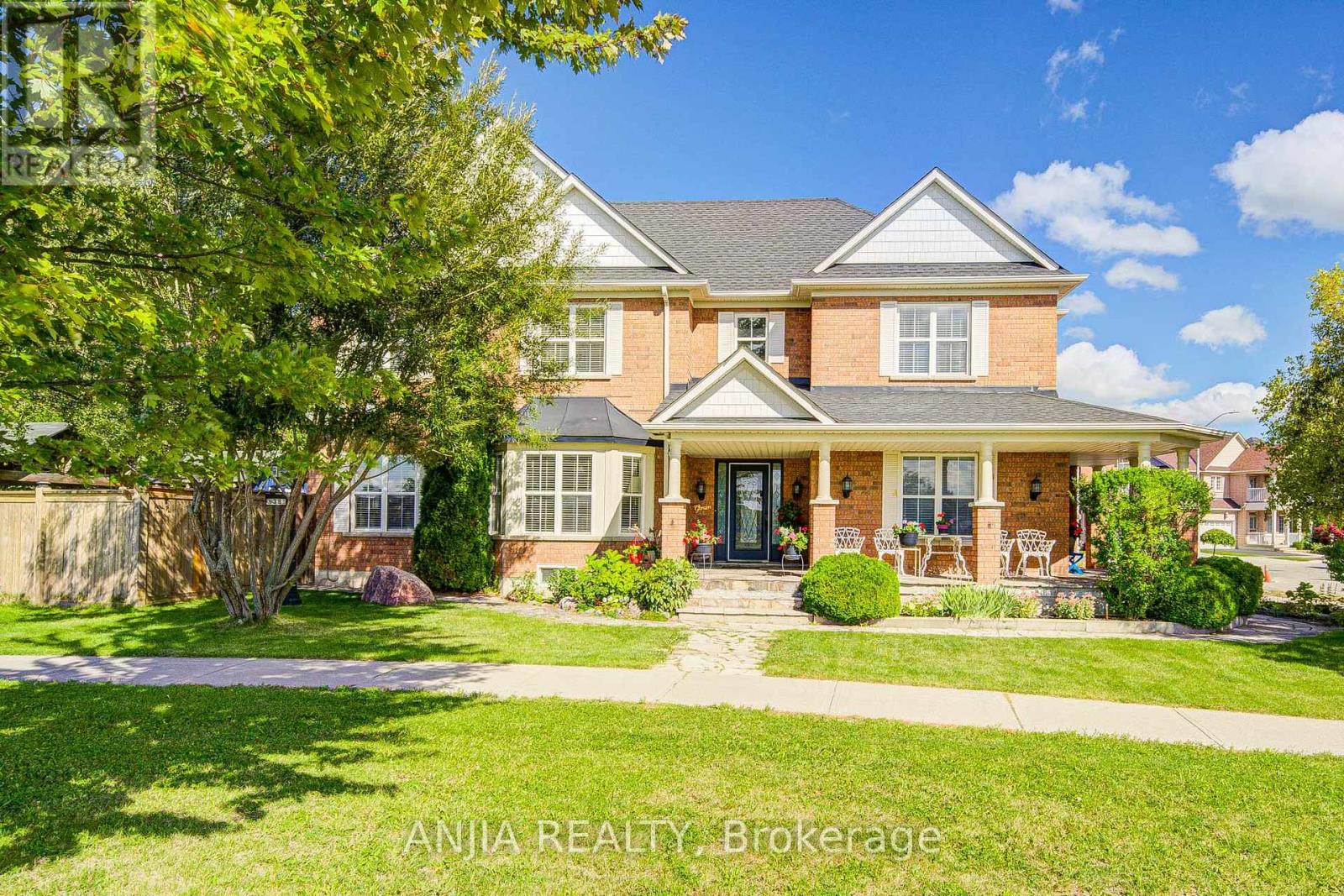 38 Harper's Gate Way, Whitchurch-Stouffville, Ontario  L4A 1P2 - Photo 2 - N13784902