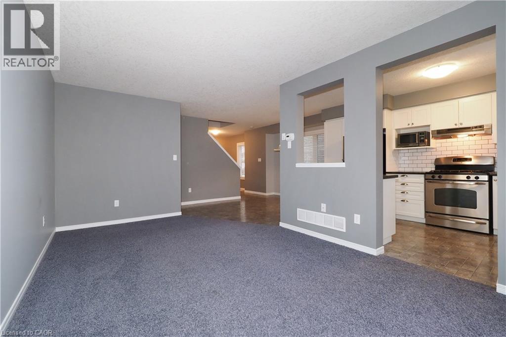 7 Upper Mercer Street Unit# J37, Kitchener, Ontario  N2A 0B7 - Photo 11 - 40863130