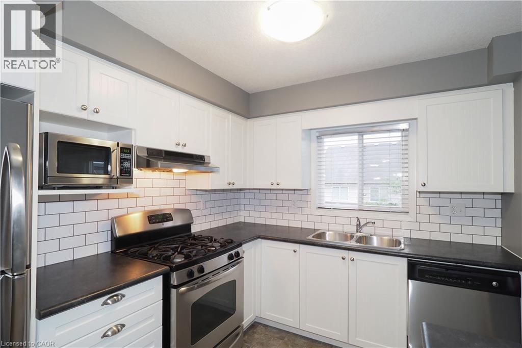7 Upper Mercer Street Unit# J37, Kitchener, Ontario  N2A 0B7 - Photo 18 - 40863130