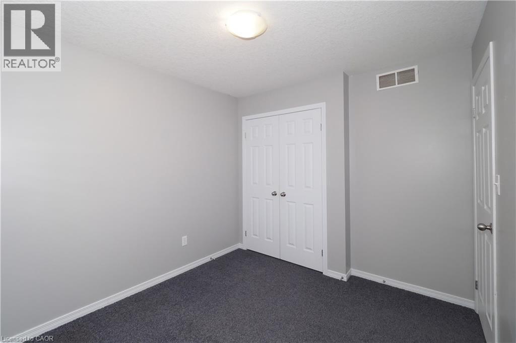 7 Upper Mercer Street Unit# J37, Kitchener, Ontario  N2A 0B7 - Photo 32 - 40863130