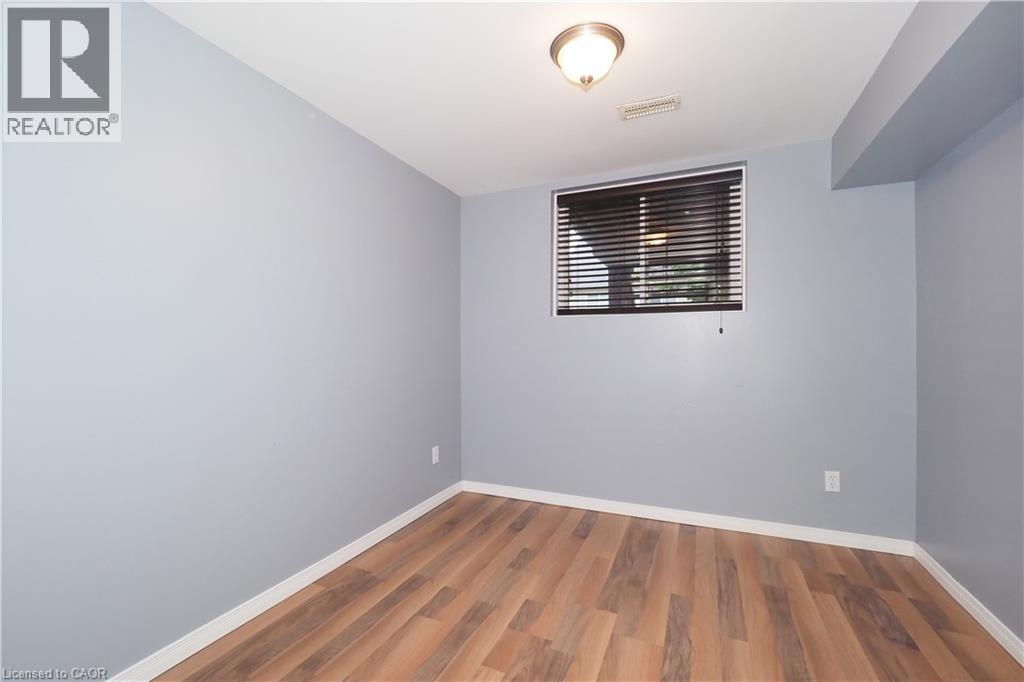 7 Upper Mercer Street Unit# J37, Kitchener, Ontario  N2A 0B7 - Photo 38 - 40863130