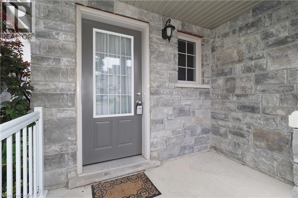 7 Upper Mercer Street Unit# J37, Kitchener, Ontario  N2A 0B7 - Photo 4 - 40863130