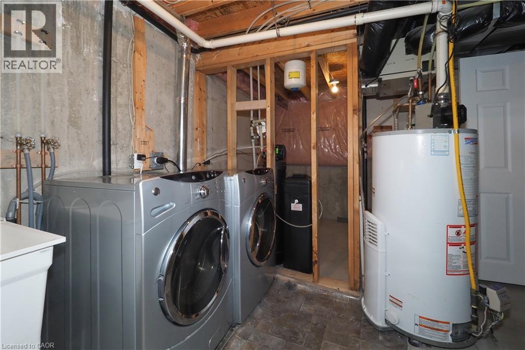 7 Upper Mercer Street Unit# J37, Kitchener, Ontario  N2A 0B7 - Photo 42 - 40863130