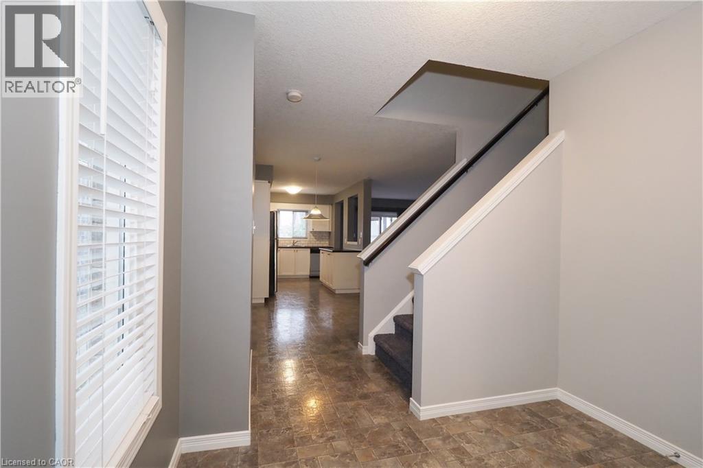 7 Upper Mercer Street Unit# J37, Kitchener, Ontario  N2A 0B7 - Photo 6 - 40863130