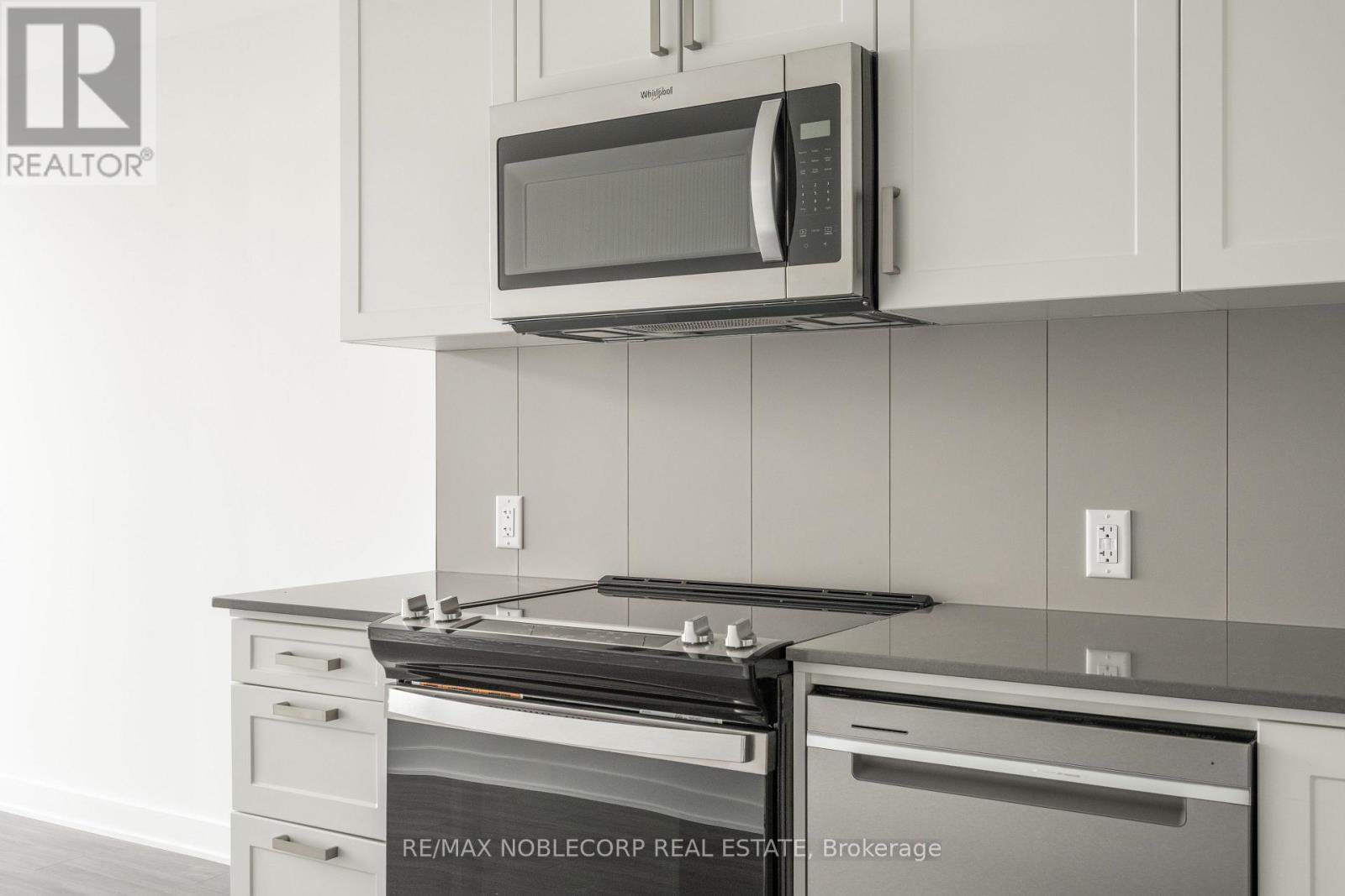 626 - 681 Yonge Street, Barrie, Ontario  L9K 0J1 - Photo 18 - S13784918