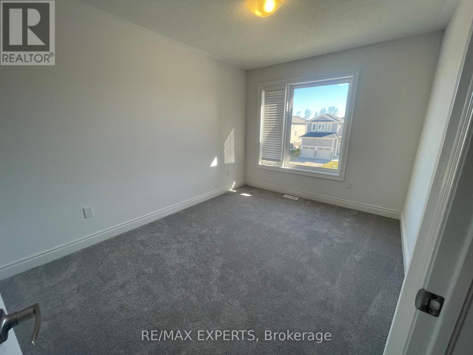 14 Autumn Drive, Wasaga Beach, Ontario  L9Z 0K7 - Photo 17 - S13784992