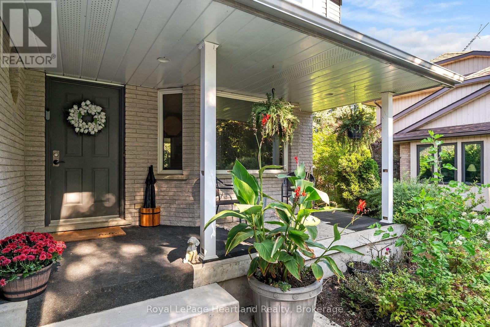 29 Kay Street, Stratford, Ontario N5A 7R7 - Photo 5 - X13784914