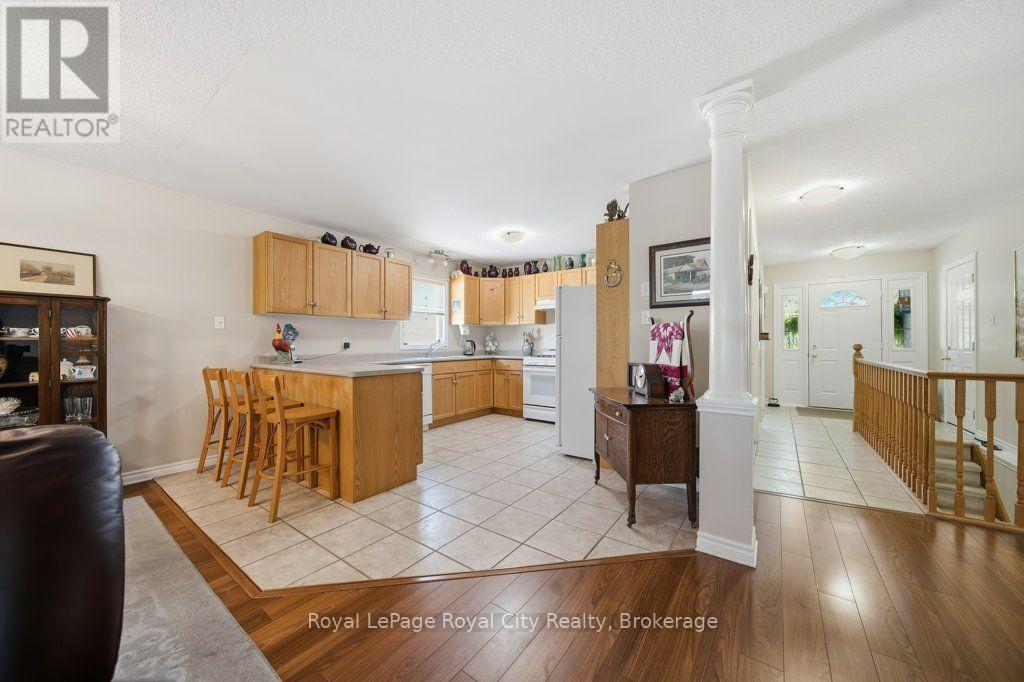 20 Dickinson Court, Centre Wellington, Ontario  N0B 1S0 - Photo 12 - X13784942