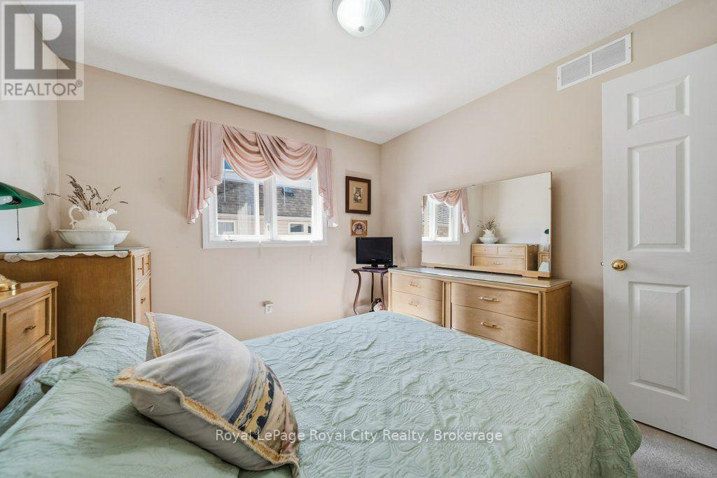 20 Dickinson Court, Centre Wellington, Ontario  N0B 1S0 - Photo 19 - X13784942