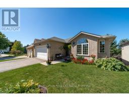 20 DICKINSON COURT, Centre Wellington, Ontario