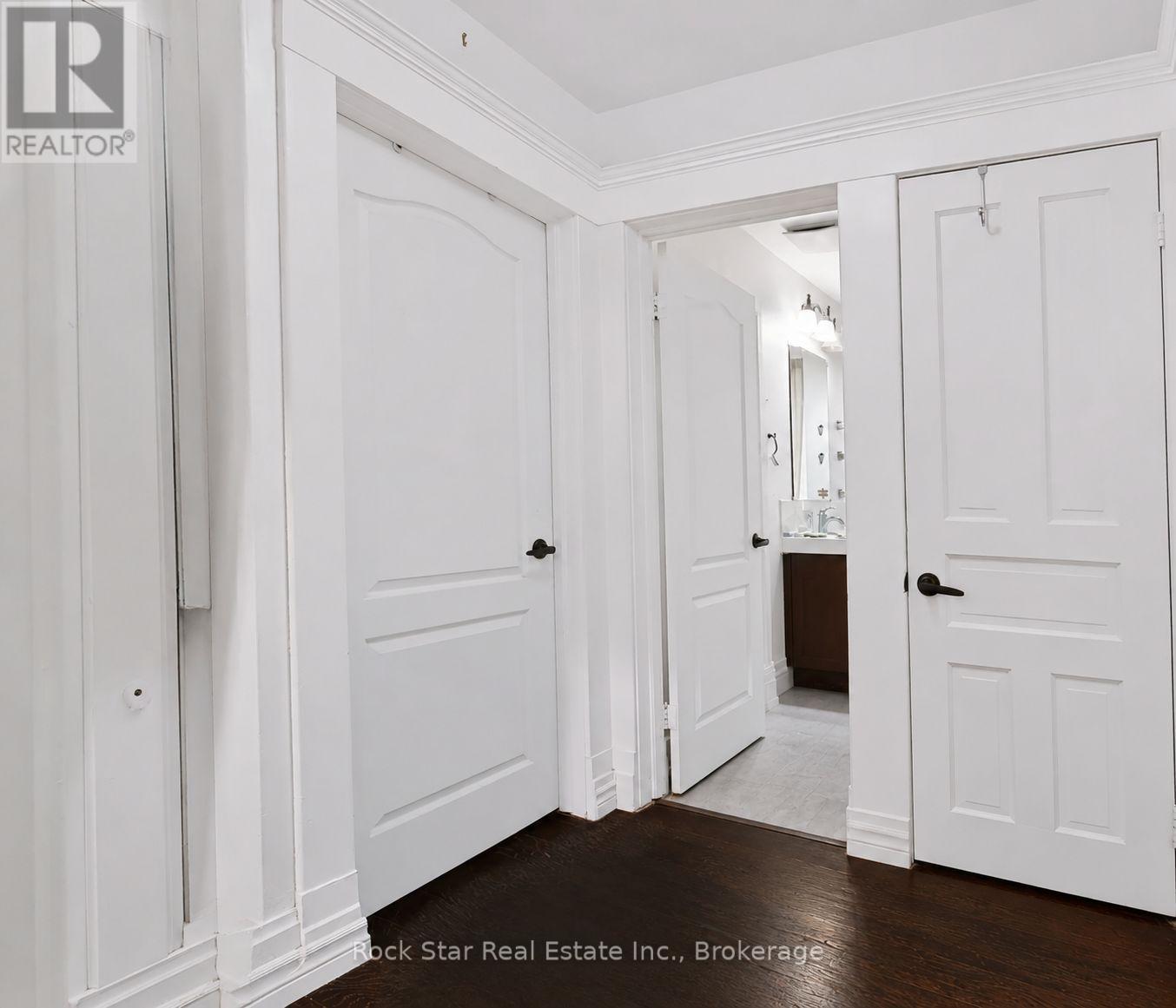 22 RICH AVENUE photo 24