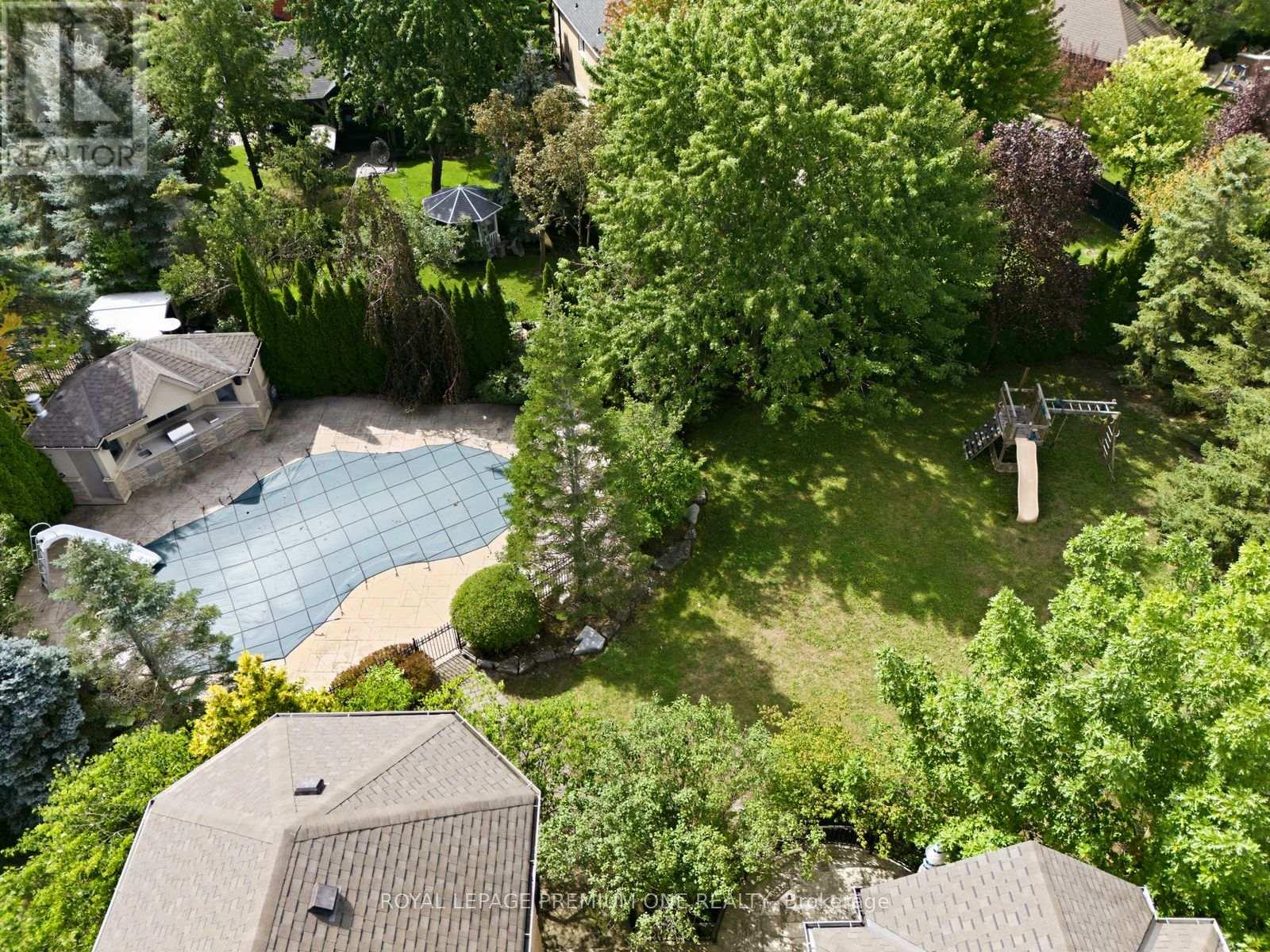 36 Northfield Court, Vaughan, Ontario  L0J 1C0 - Photo 44 - N13782136