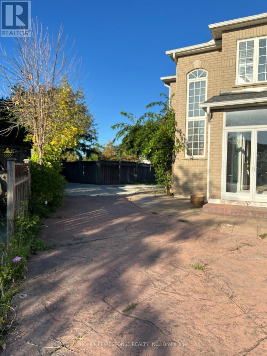 96 Solway Avenue, Vaughan, Ontario  L6A 2X1 - Photo 12 - N13781468