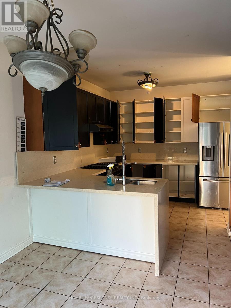 96 Solway Avenue, Vaughan, Ontario  L6A 2X1 - Photo 7 - N13781468