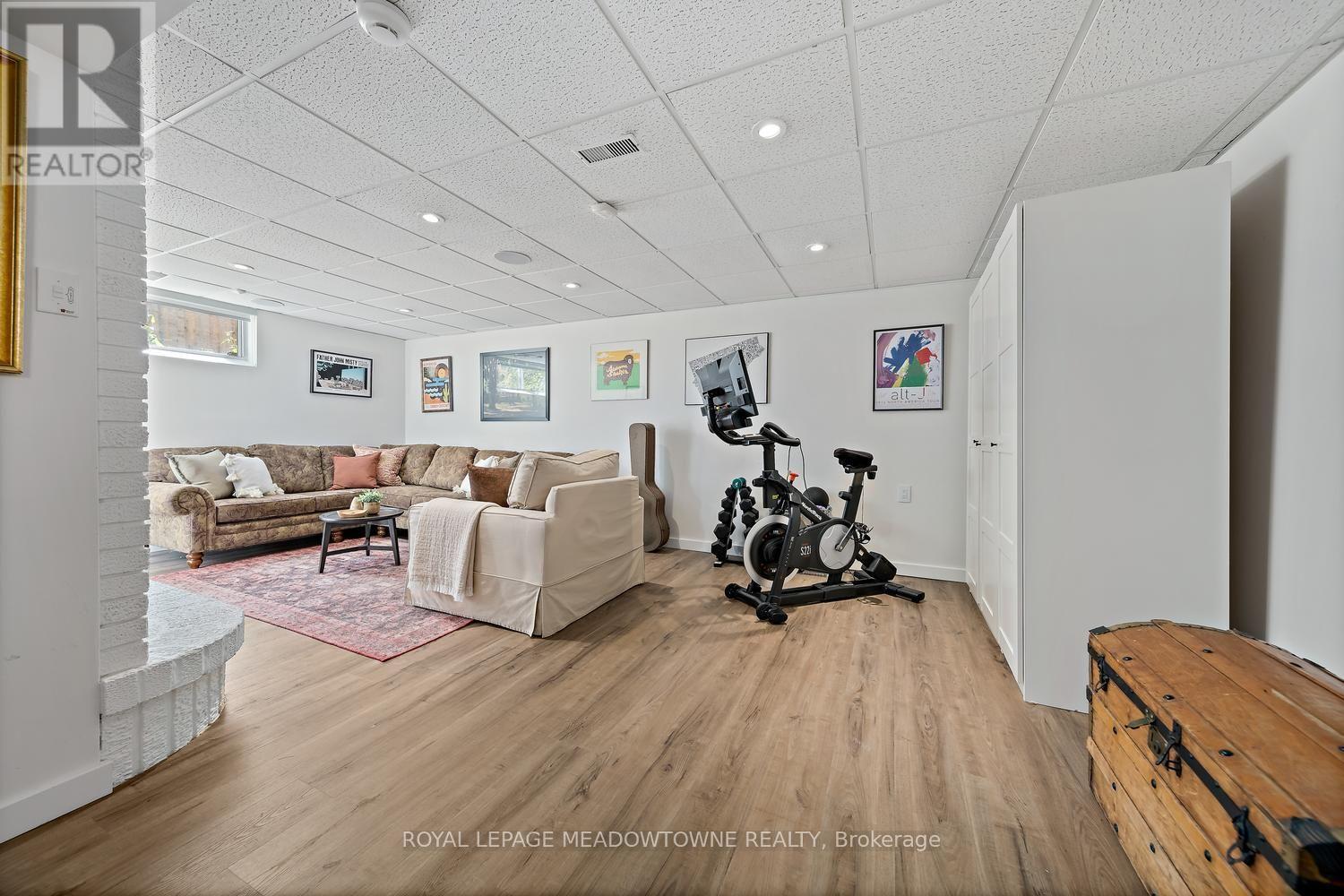 42 Oxenden Crescent, Toronto, Ontario  M9C 4H4 - Photo 32 - W13784800