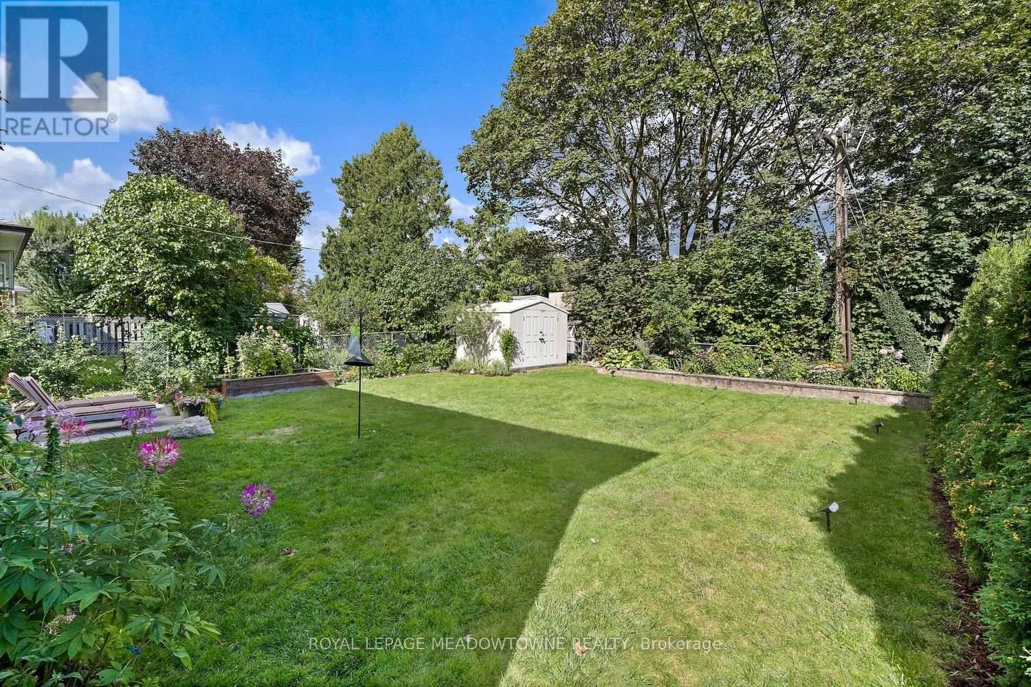 42 Oxenden Crescent, Toronto, Ontario  M9C 4H4 - Photo 44 - W13784800