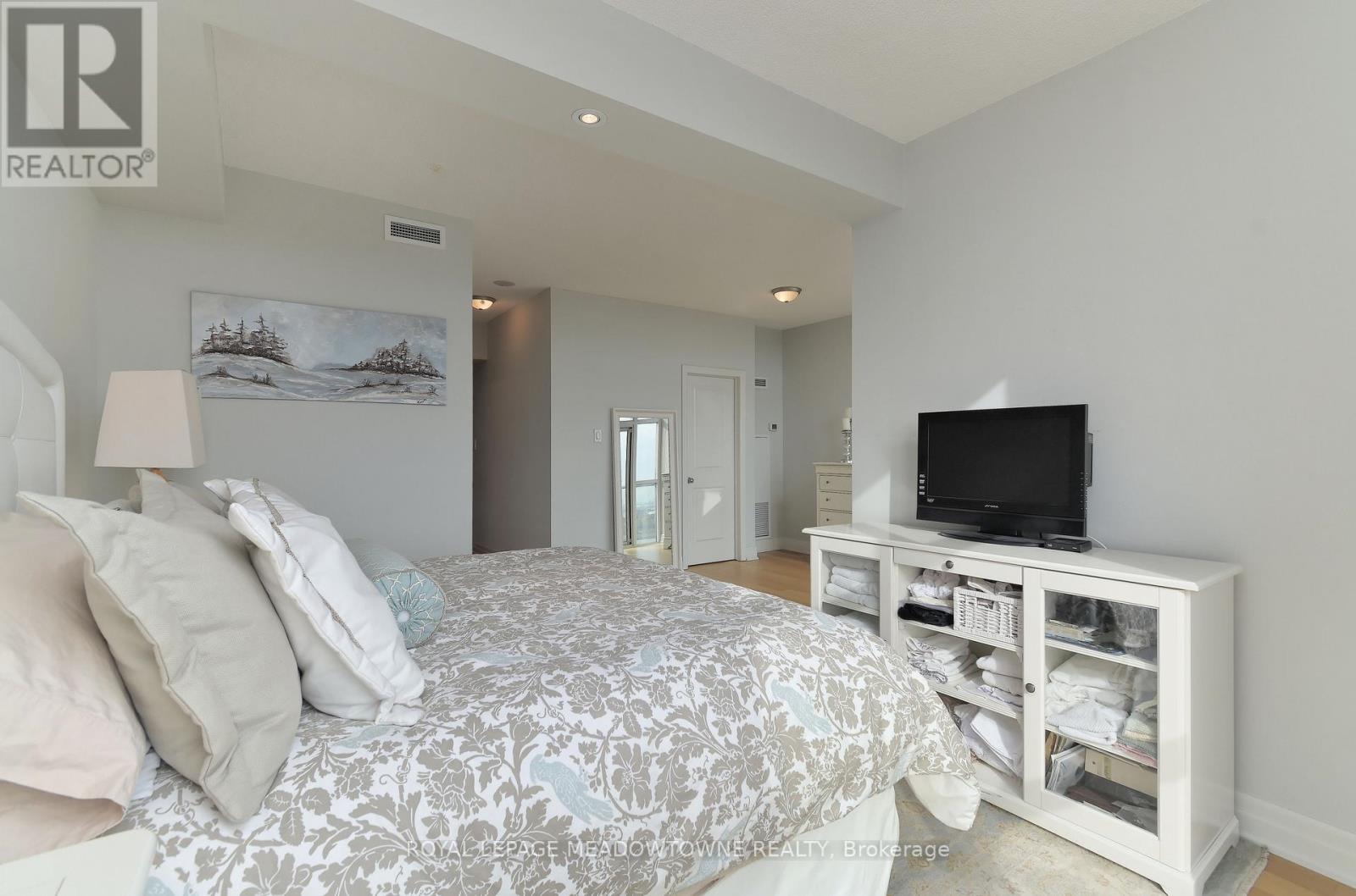 Ph 2603 - 9 George Street N, Brampton (Downtown Brampton), Ontario  L6Y 1P4 - Photo 24 - W13784802