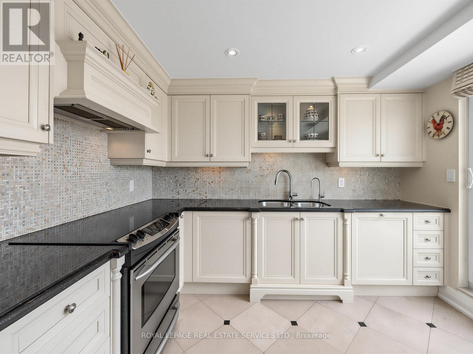 3201 - 2269 Lake Shore Boulevard W, Toronto (Mimico), Ontario  M8V 3X6 - Photo 17 - W13784838