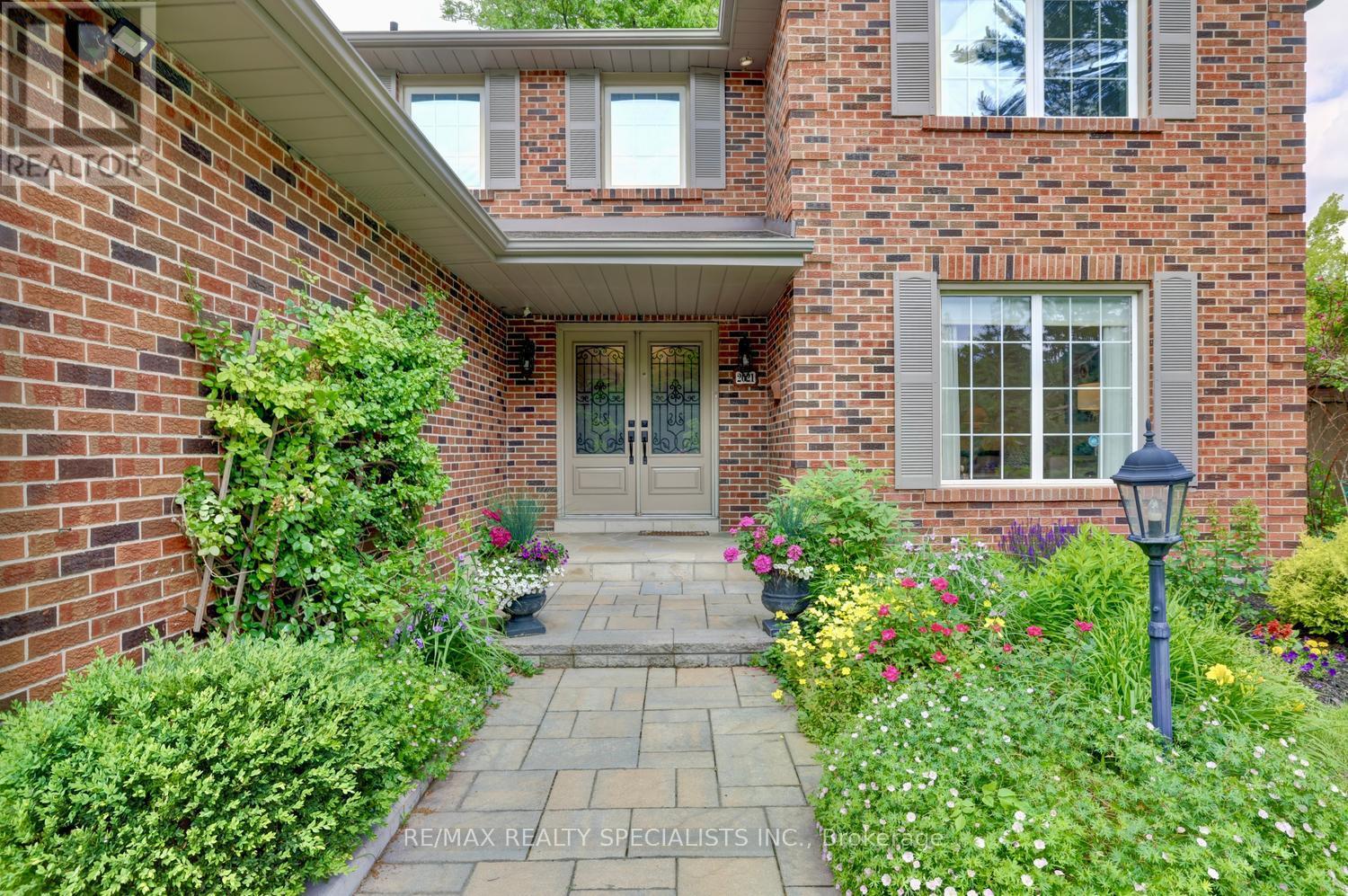 2021 Shawanaga Trail, Mississauga (Sheridan), Ontario  L5H 3Z3 - Photo 5 - W13784858