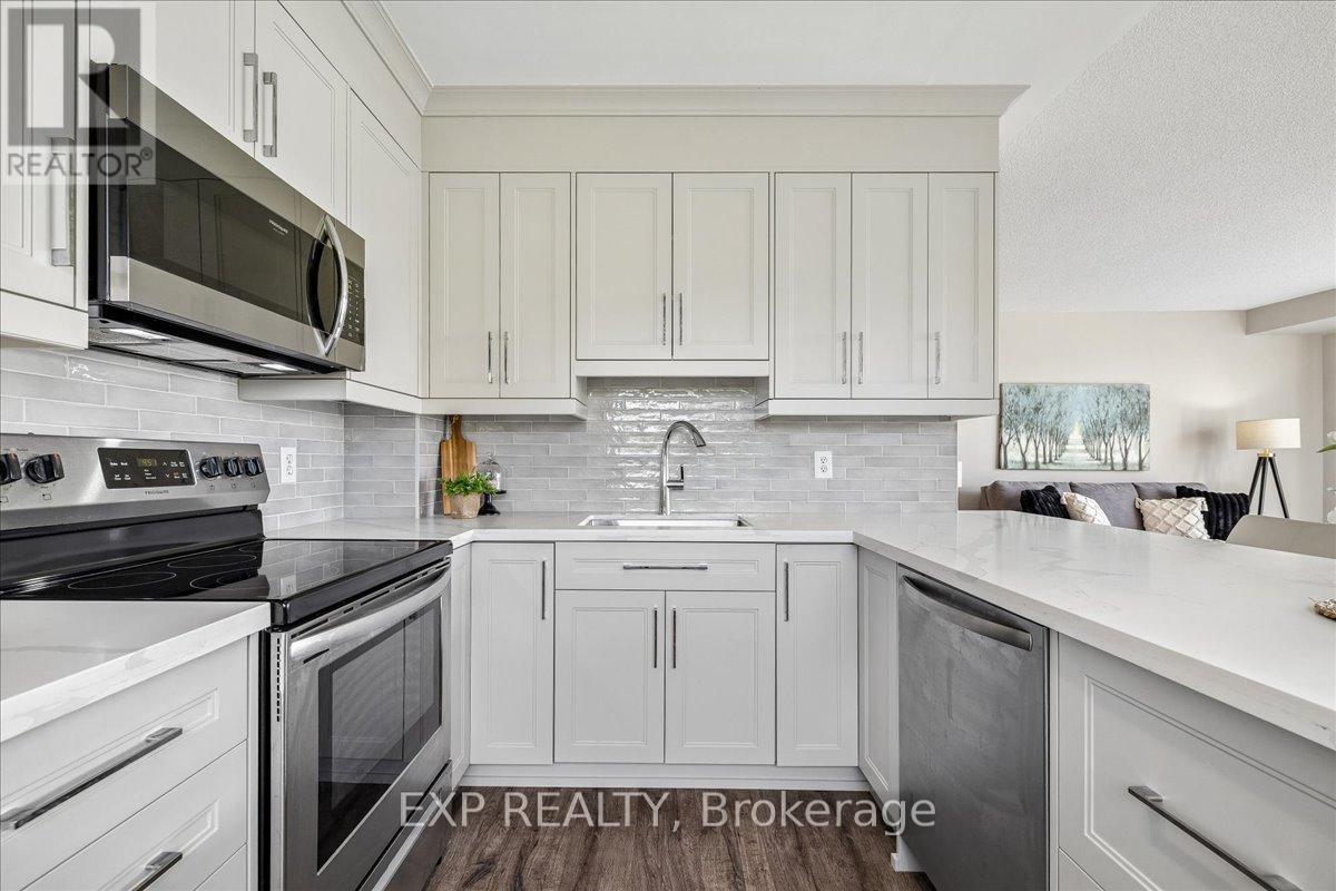 708 - 200 Burnhamthorpe Road E, Mississauga (City Centre), Ontario  L5A 4L4 - Photo 12 - W13784888