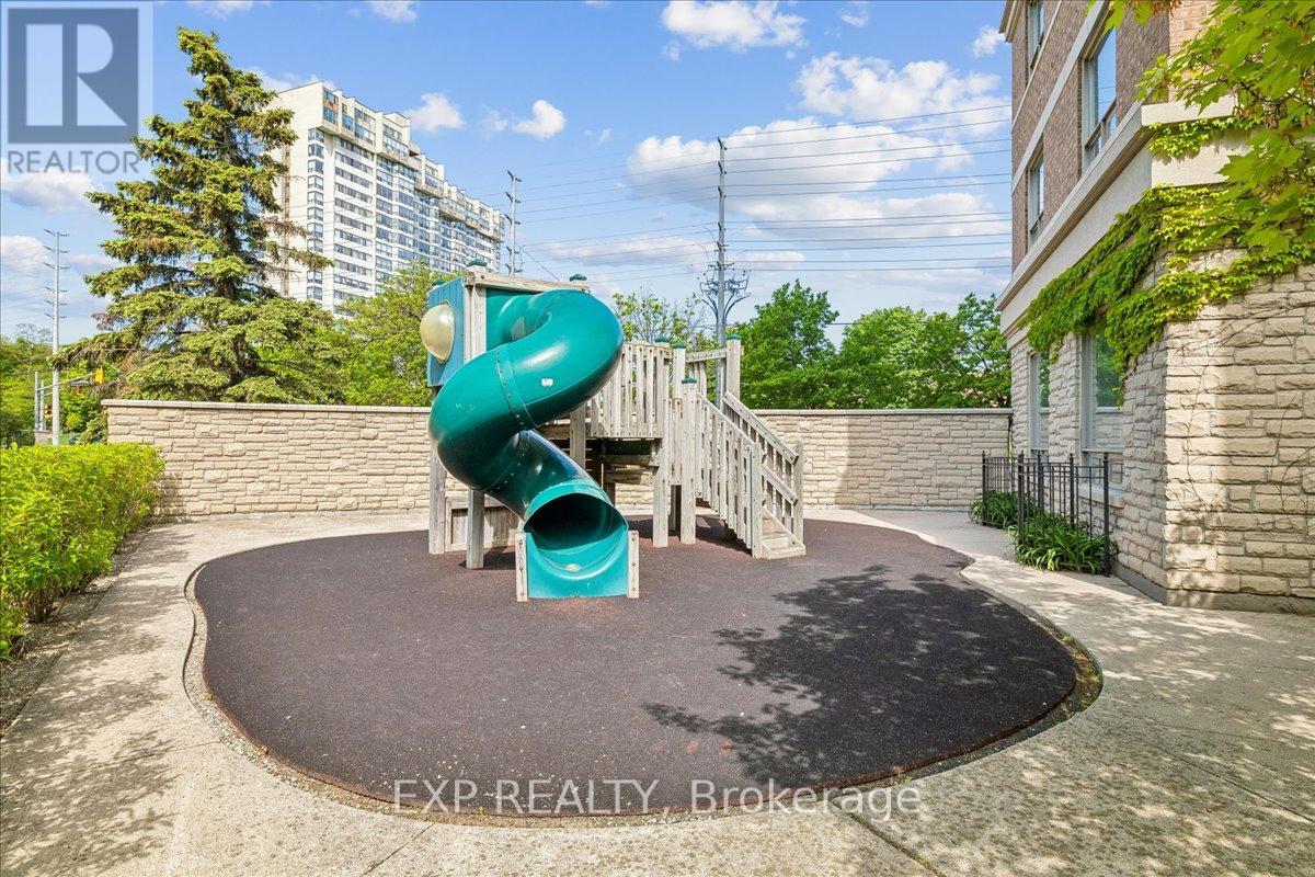 708 - 200 Burnhamthorpe Road E, Mississauga (City Centre), Ontario  L5A 4L4 - Photo 32 - W13784888