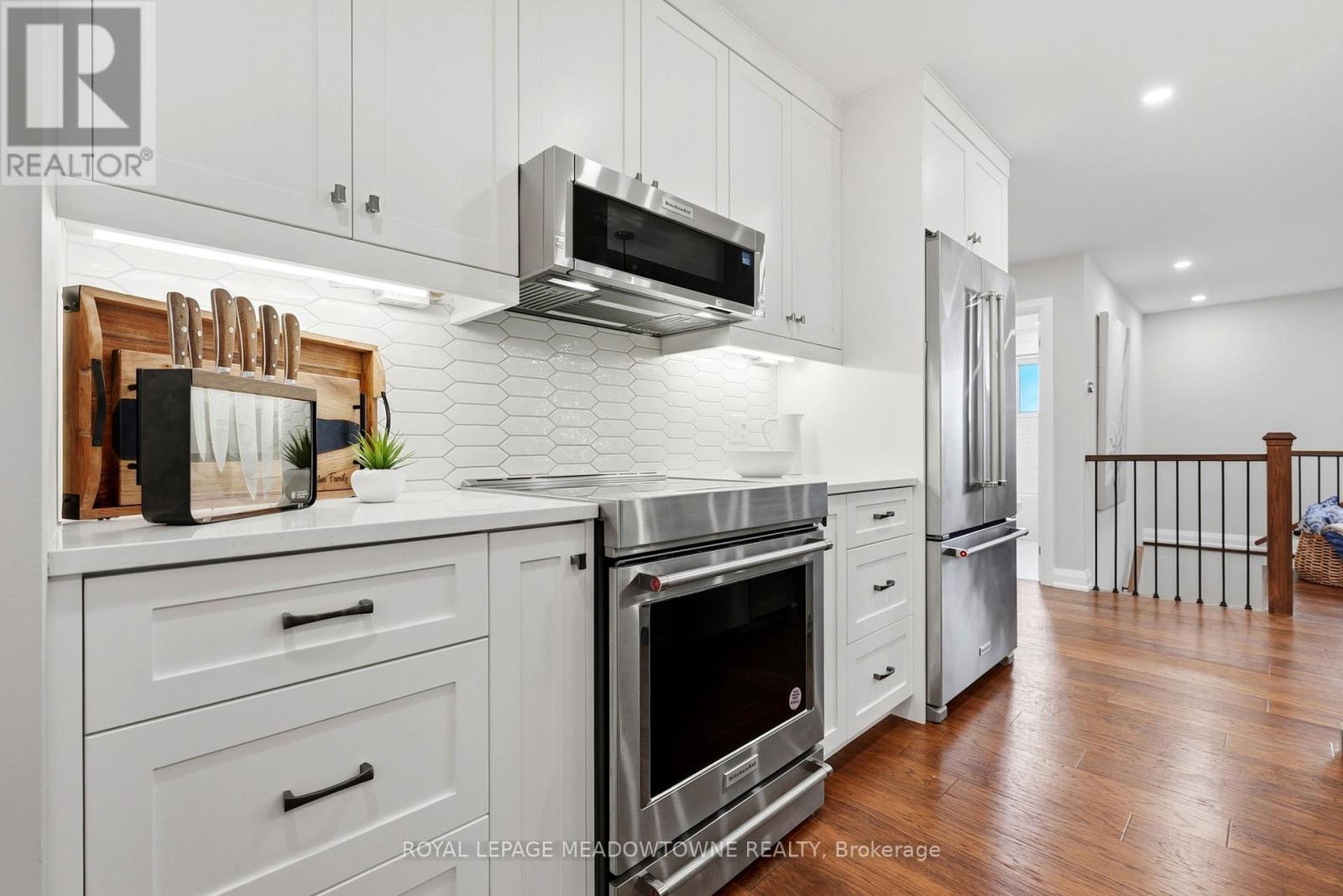 7 Terry Court, Halton Hills, Ontario  L7G 1P4 - Photo 13 - W13784890