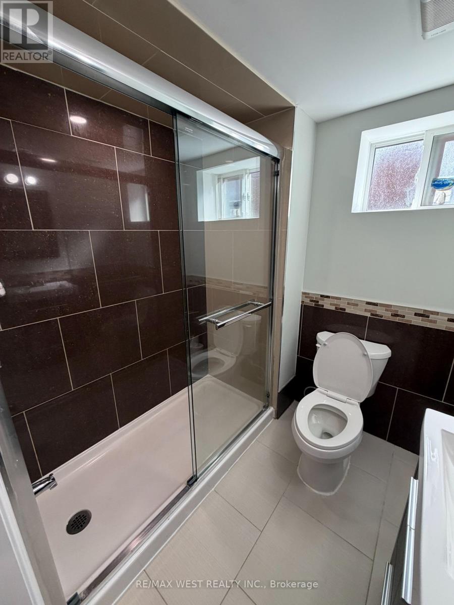 15 Macleod Street, Toronto, Ontario  M6L 2M7 - Photo 7 - W13784906