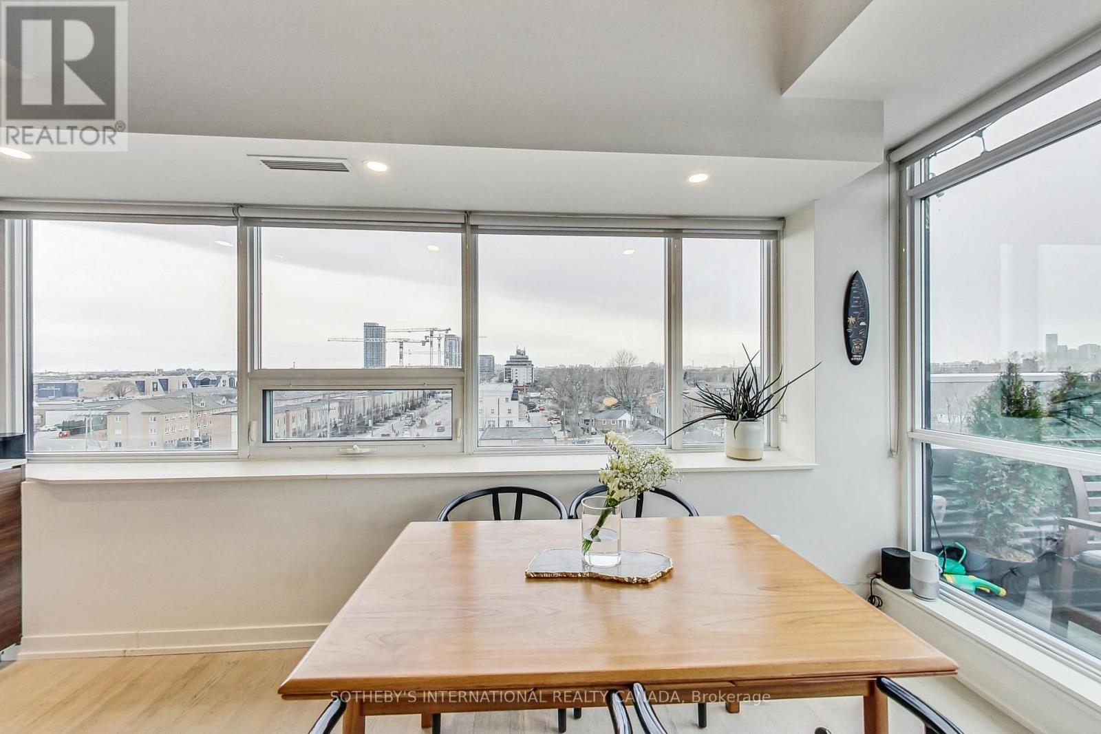 602 - 51 Lady Bank Road, Toronto, Ontario  M8Z 0C9 - Photo 3 - W13784484
