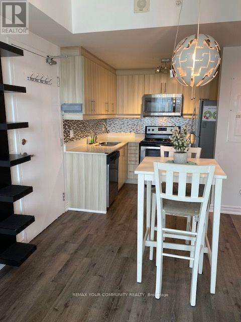 2304 - 158 King Street, Waterloo, Ontario  N2J 0E5 - Photo 5 - X13784788