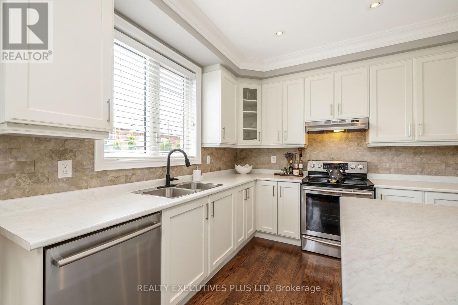 86 Stillwater Crescent, Hamilton (Waterdown), Ontario  L0R 2H8 - Photo 14 - X13784932