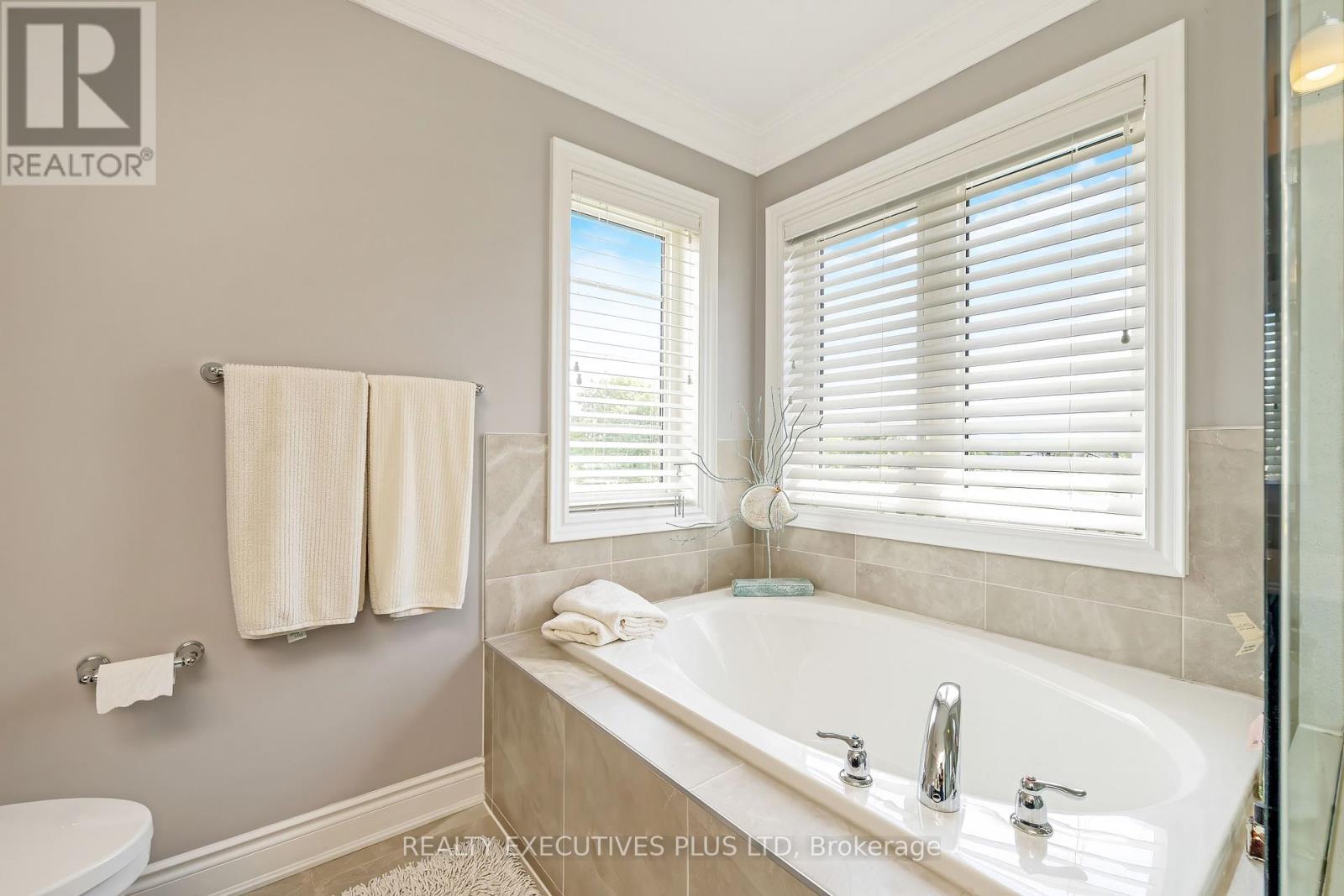 86 Stillwater Crescent, Hamilton (Waterdown), Ontario  L0R 2H8 - Photo 22 - X13784932