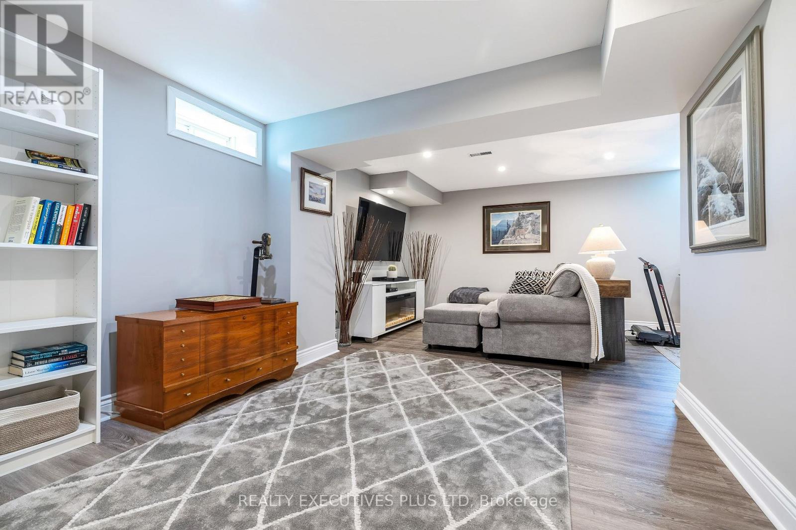 86 Stillwater Crescent, Hamilton (Waterdown), Ontario  L0R 2H8 - Photo 32 - X13784932