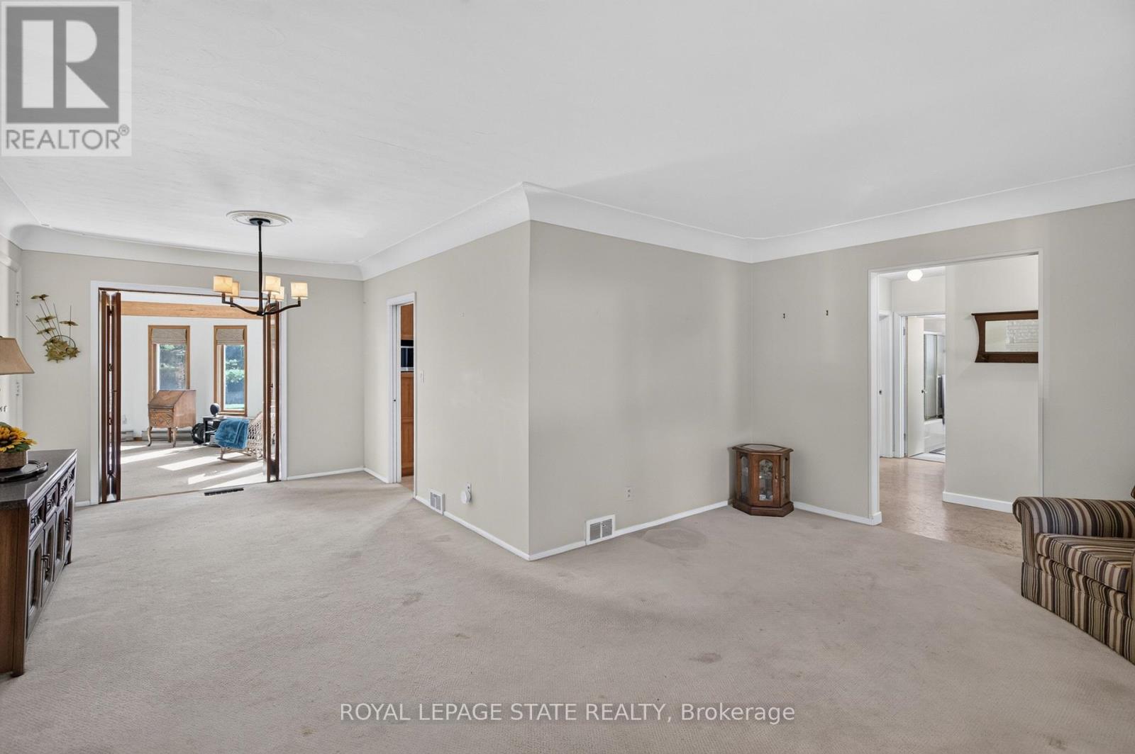 109 Rosemary Lane, Hamilton, Ontario  L9G 2K4 - Photo 11 - X13784994
