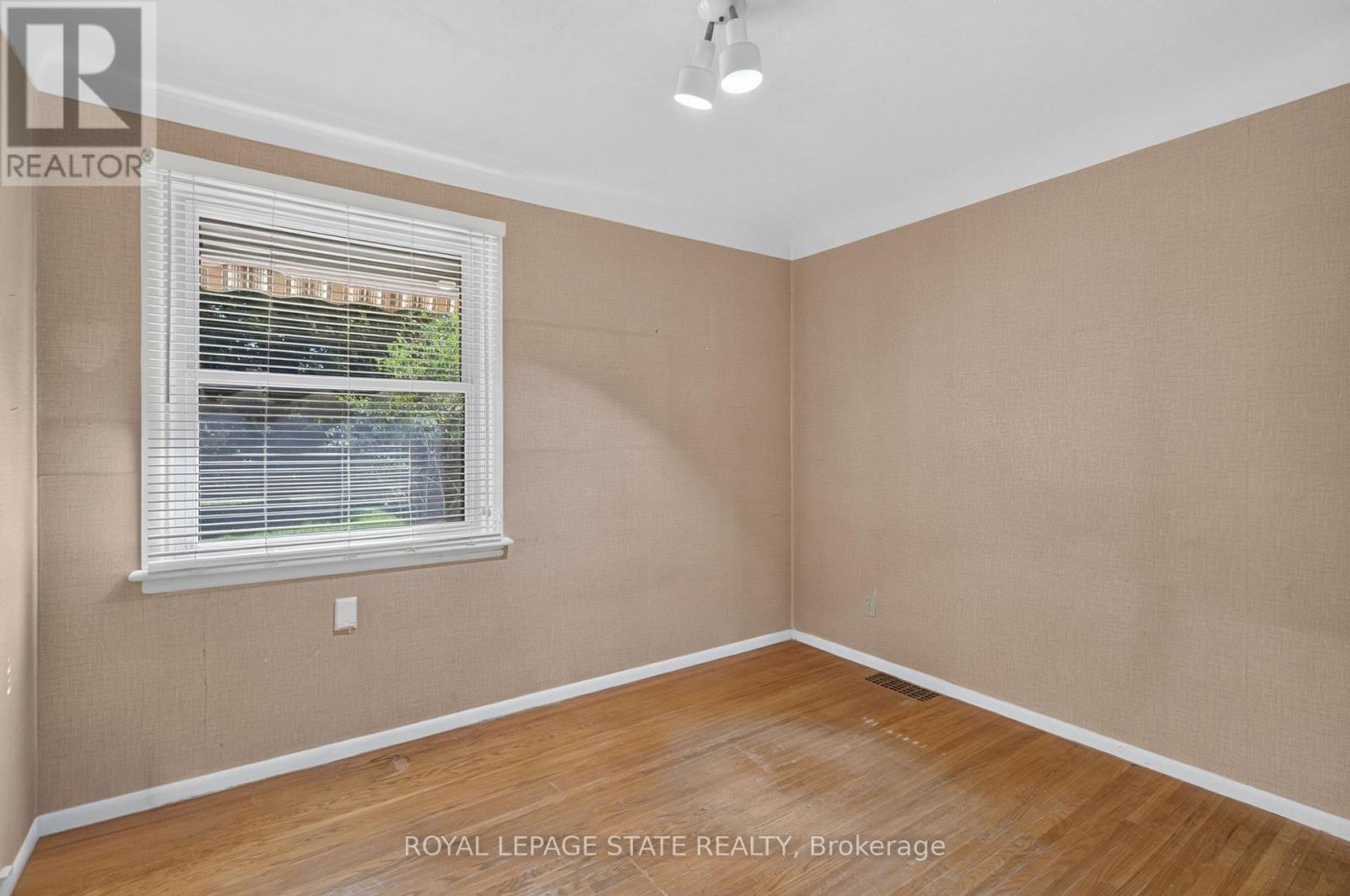 109 Rosemary Lane, Hamilton, Ontario  L9G 2K4 - Photo 24 - X13784994