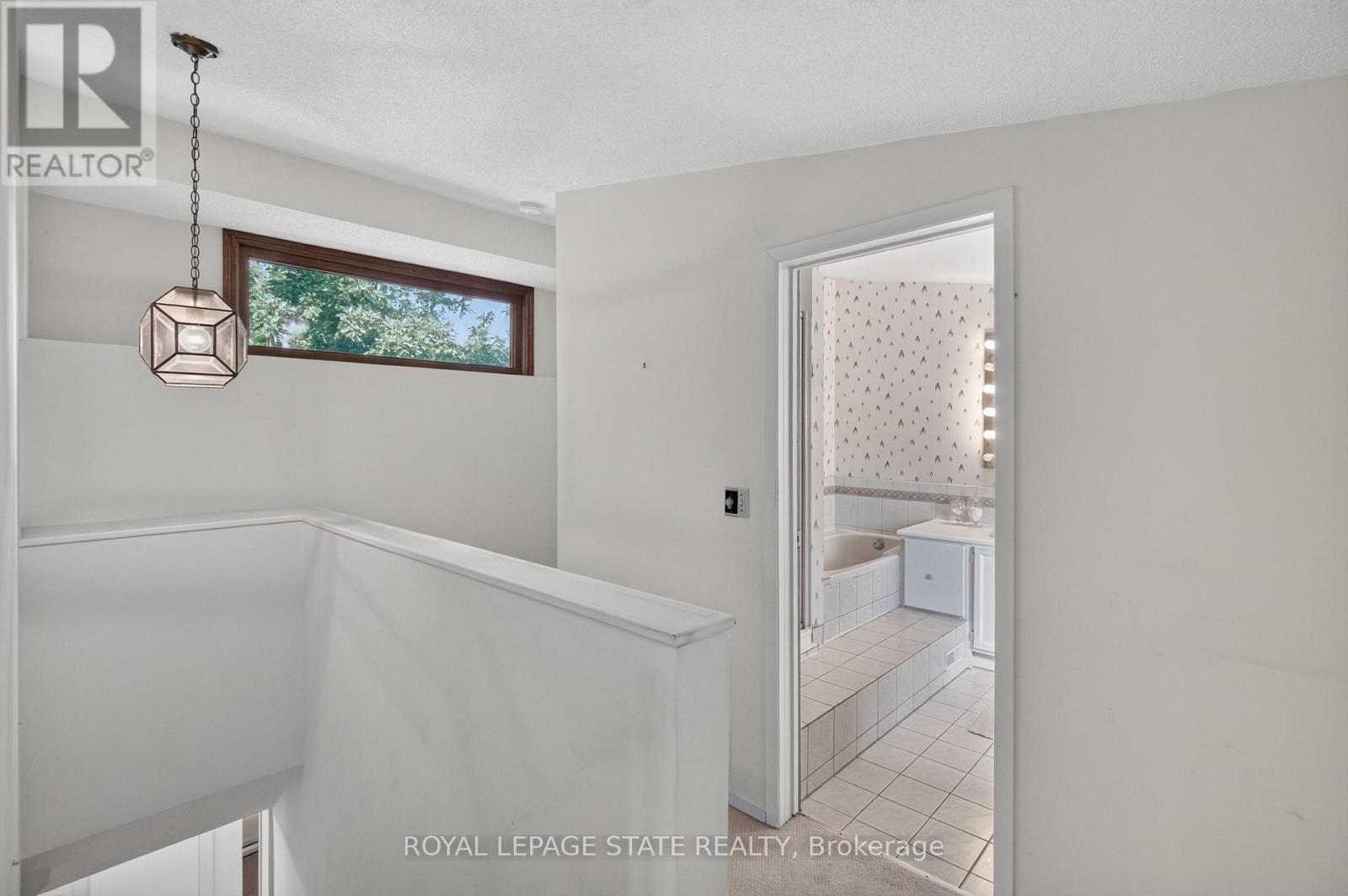 109 Rosemary Lane, Hamilton, Ontario  L9G 2K4 - Photo 27 - X13784994