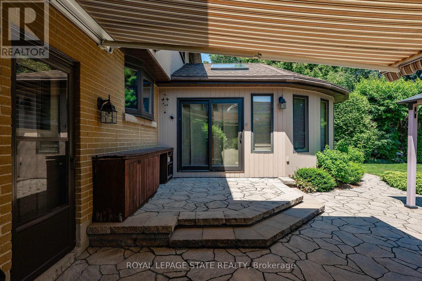 109 Rosemary Lane, Hamilton, Ontario  L9G 2K4 - Photo 43 - X13784994