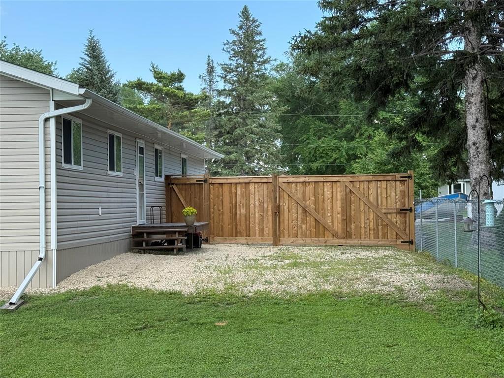 79 Wilson Street, Portage La Prairie Rm, Manitoba  R1N 3T4 - Photo 29 - 202623079