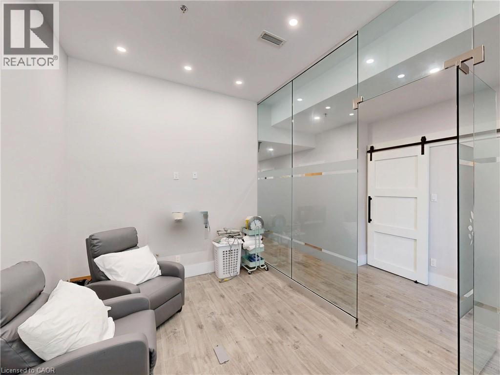 4380 South Service Road Unit# 3, Burlington, Ontario  L7L 5Y6 - Photo 10 - 40861246