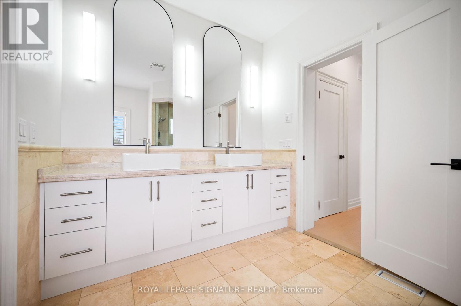 762 Duchess Drive, Mississauga, Ontario L4Y 1H7 - Photo 21 - W13782488