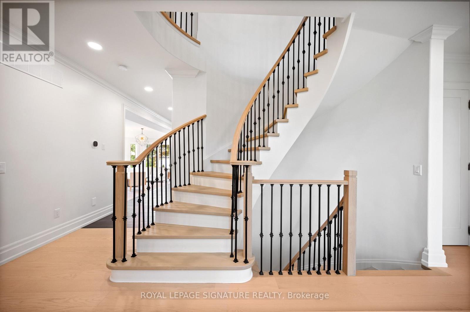 762 Duchess Drive, Mississauga, Ontario L4Y 1H7 - Photo 15 - W13782488