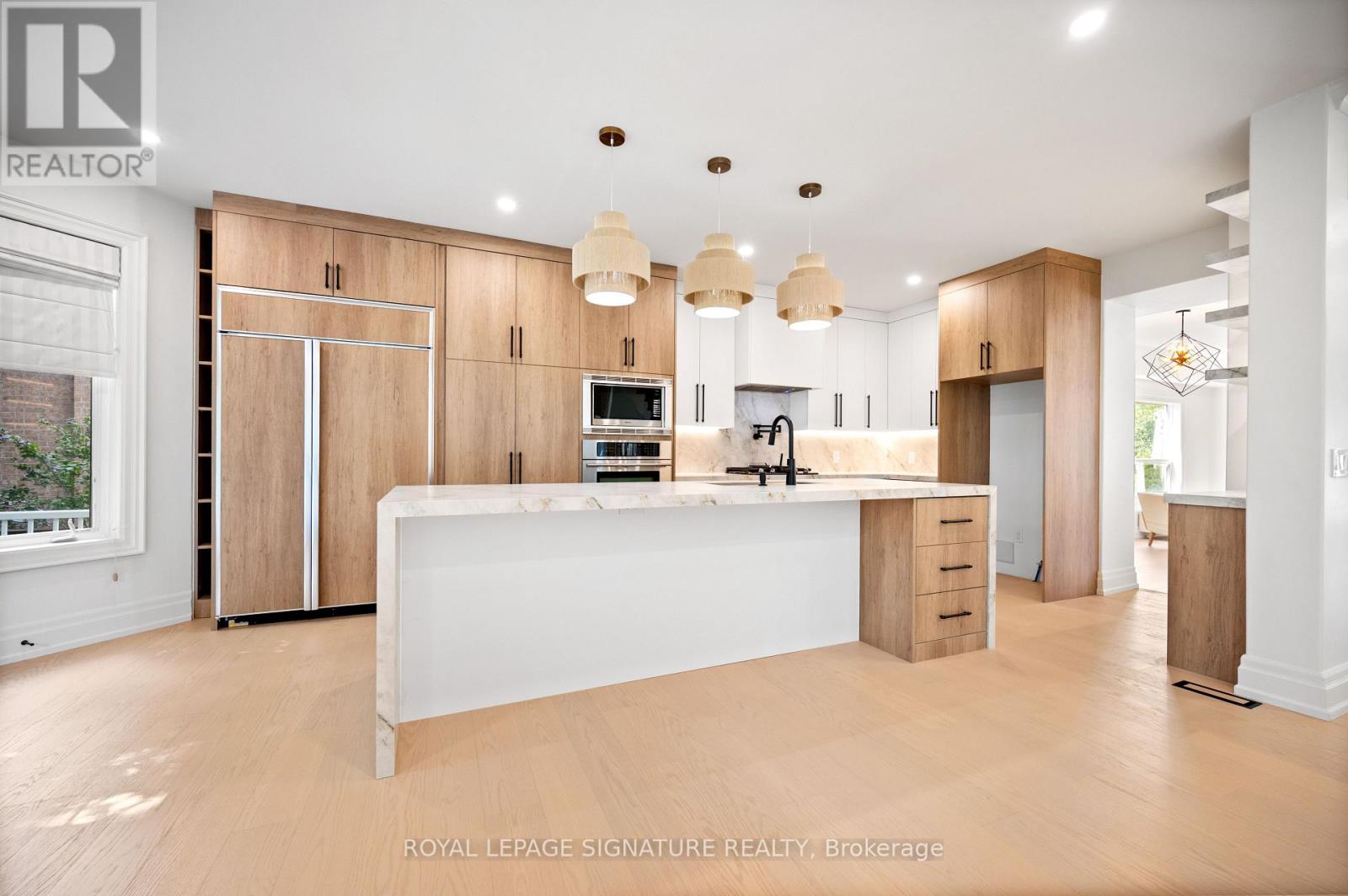 762 Duchess Drive, Mississauga, Ontario L4Y 1H7 - Photo 7 - W13782488
