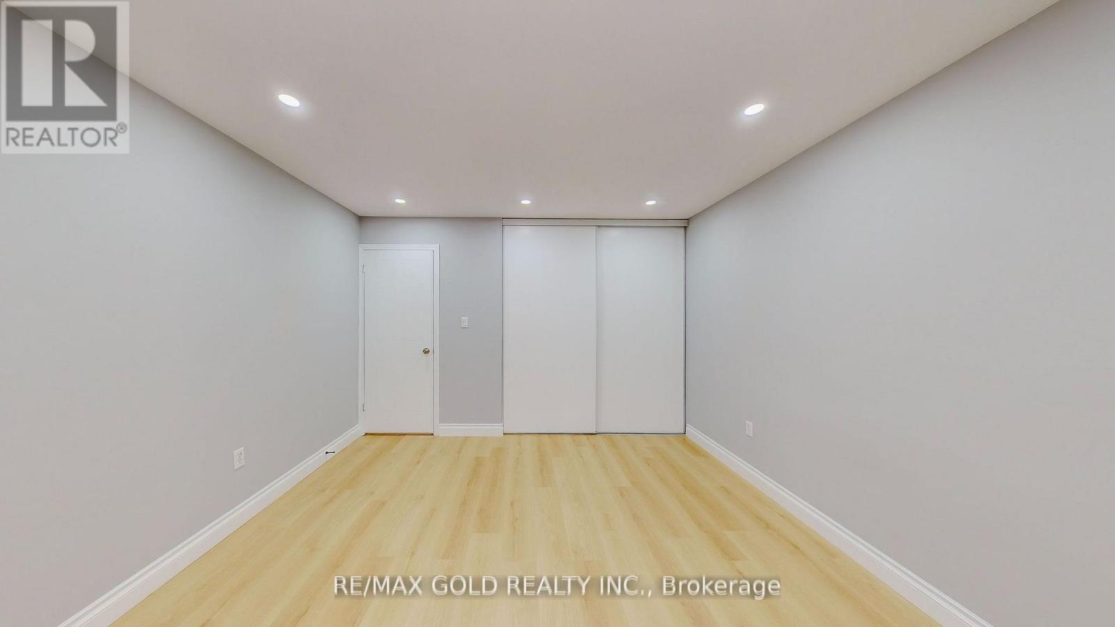 133 Wake Robin Drive, Kitchener, Ontario N2E 3L6 - Photo 22 - X13782142