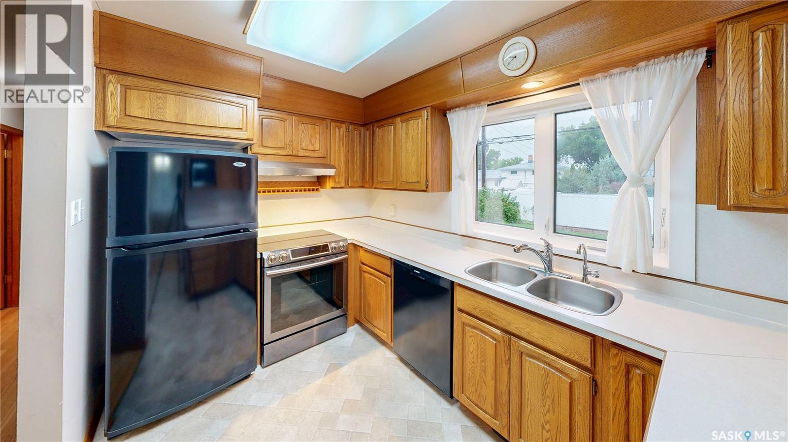 2 Malone Crescent, Regina, Saskatchewan  S4S 5R2 - Photo 11 - SK048465