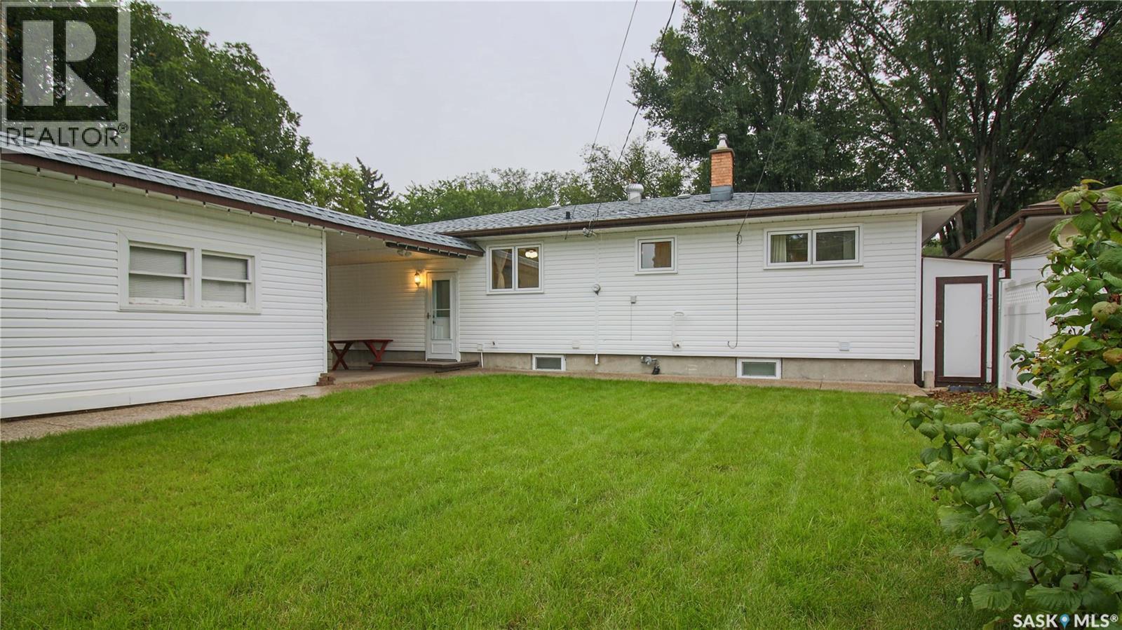 2 Malone Crescent, Regina, Saskatchewan  S4S 5R2 - Photo 37 - SK048465