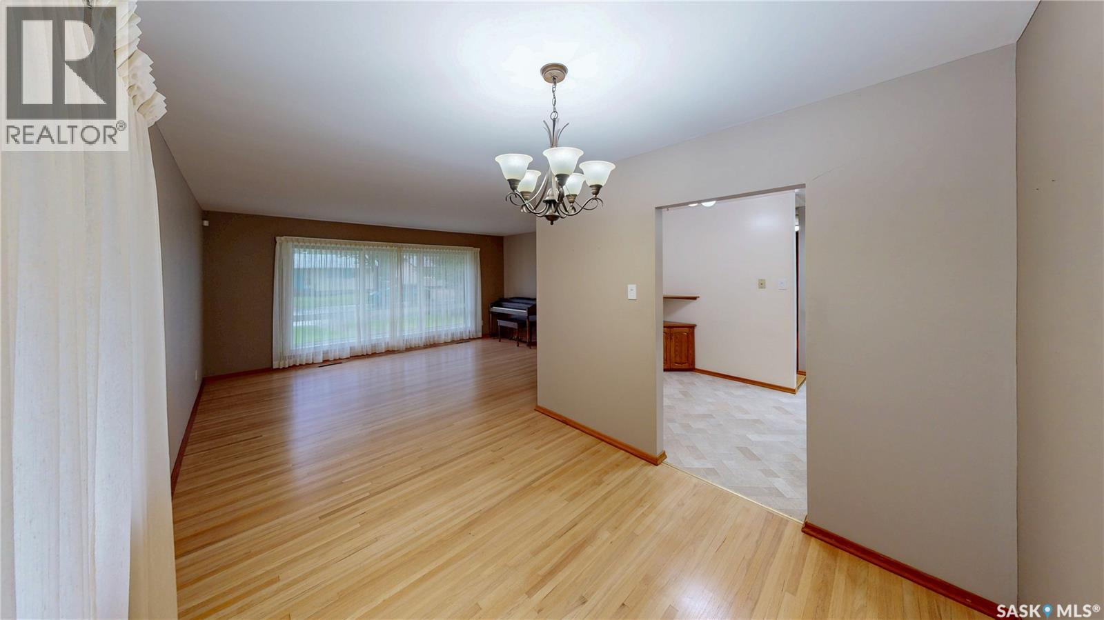 2 Malone Crescent, Regina, Saskatchewan  S4S 5R2 - Photo 8 - SK048465