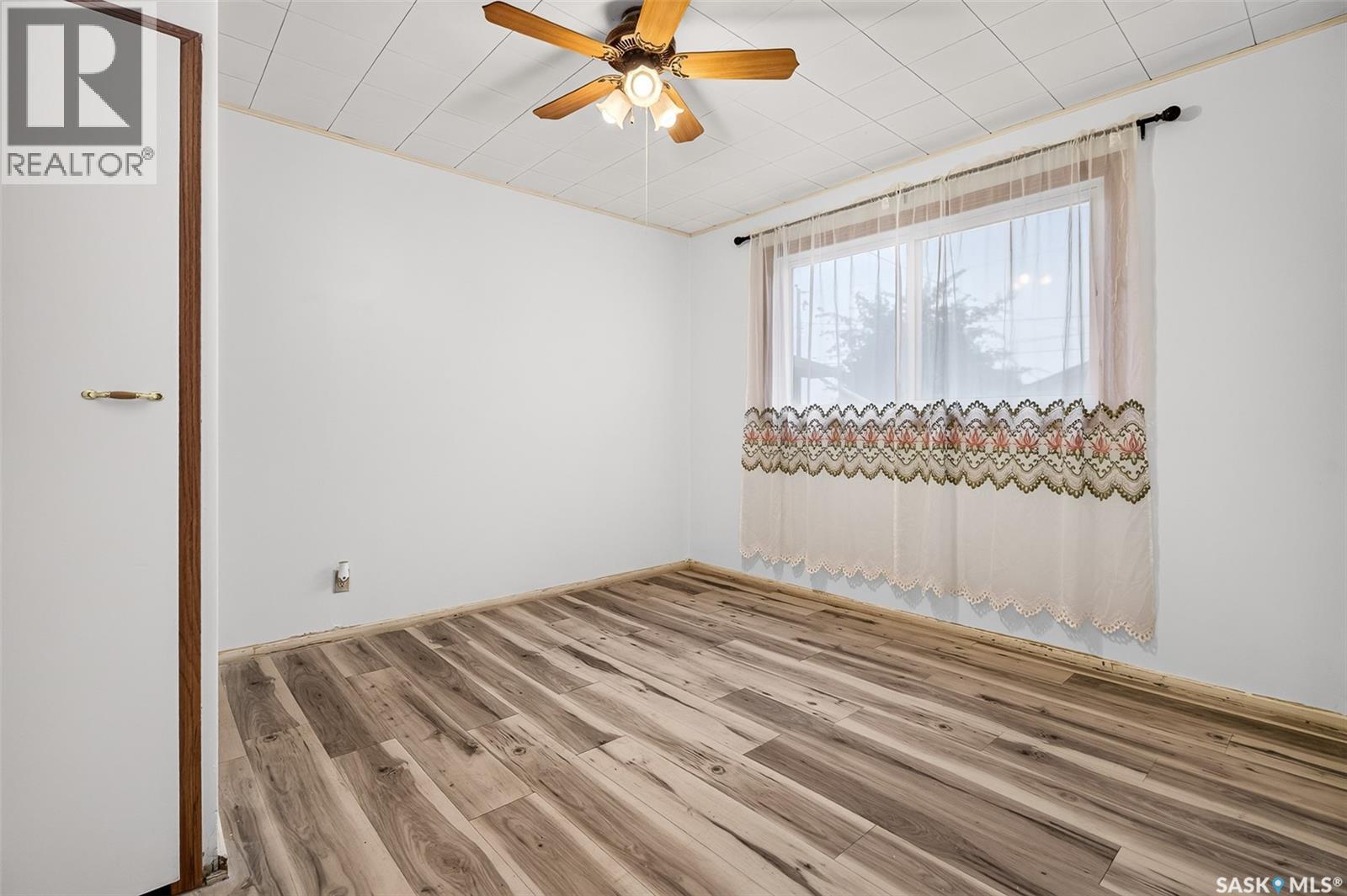 1054 Vaughan Street W, Moose Jaw, Saskatchewan  S6H 5P2 - Photo 25 - SK048427