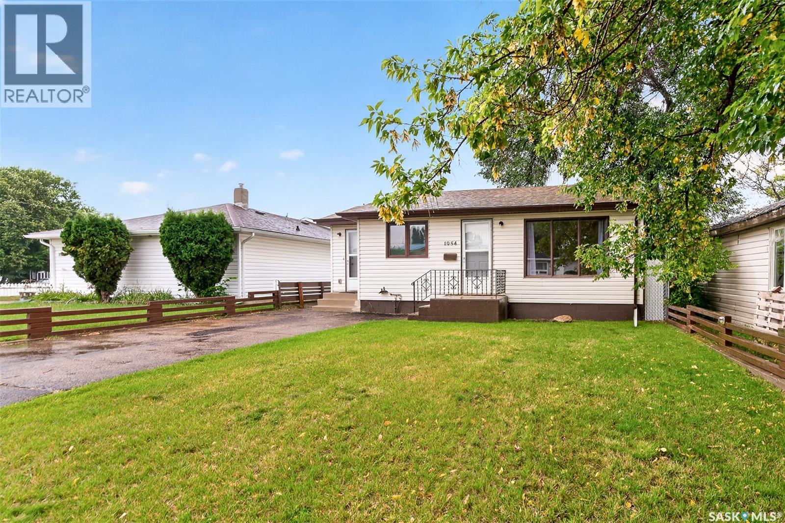 1054 Vaughan Street W, Moose Jaw, Saskatchewan  S6H 5P2 - Photo 46 - SK048427