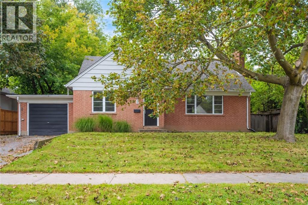 7 WASHINGTON Avenue, Oakville, Ontario
