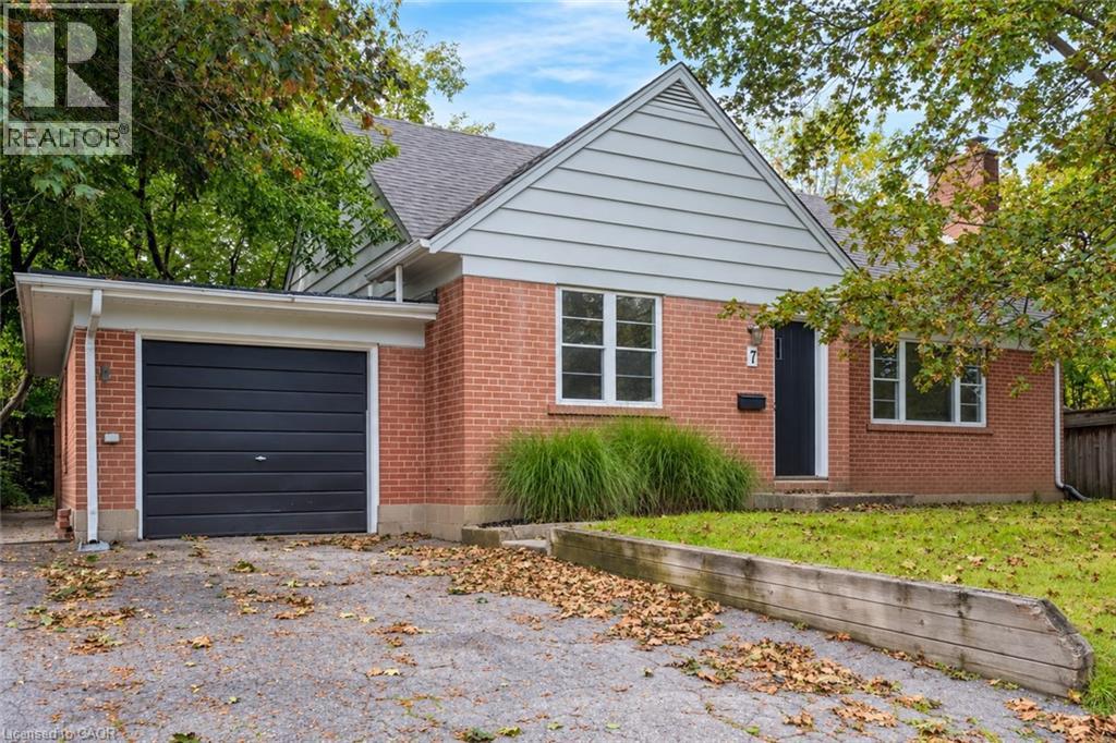 7 Washington Avenue, Oakville, Ontario  L6K 1W5 - Photo 2 - 40855813